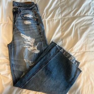 AMERICAN EAGLE Wide Leg Ripped Jeans